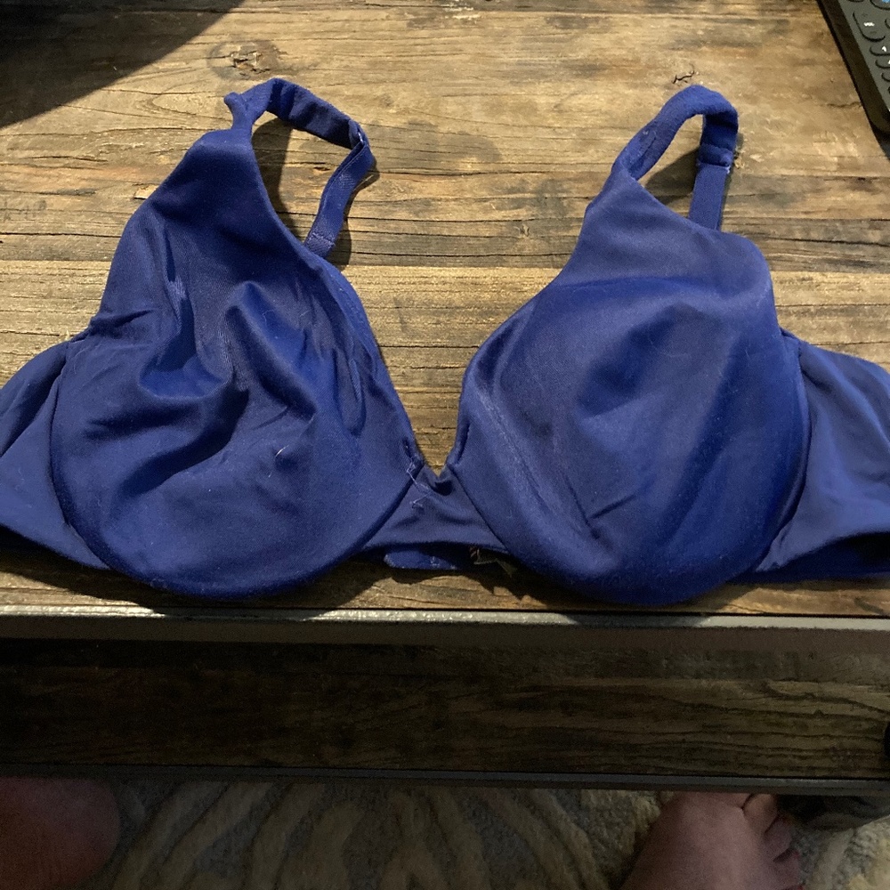 Vintage discontinued body by Victoria IPEX line 34C blue bra